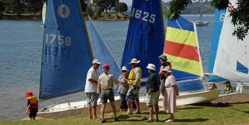 Albury-Wodonga Yacht Club - troubled for some years by low water levels ©  SW